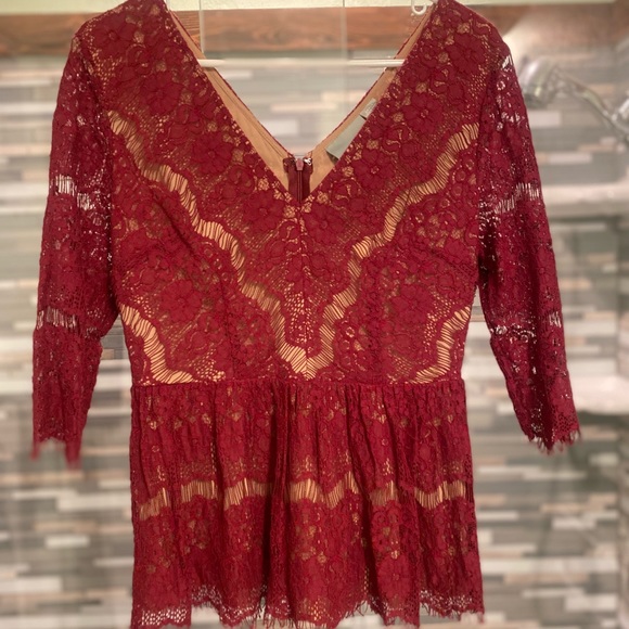 NWT Maeve Anthropologie Maroon Lace Lined Peplum Top - Picture 4 of 12